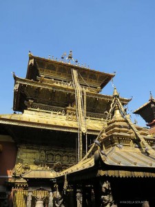 Tempio d'Oro, facciata (Patan, Nepal)